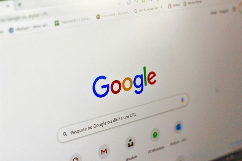 電腦螢幕上的 Google 搜尋頁